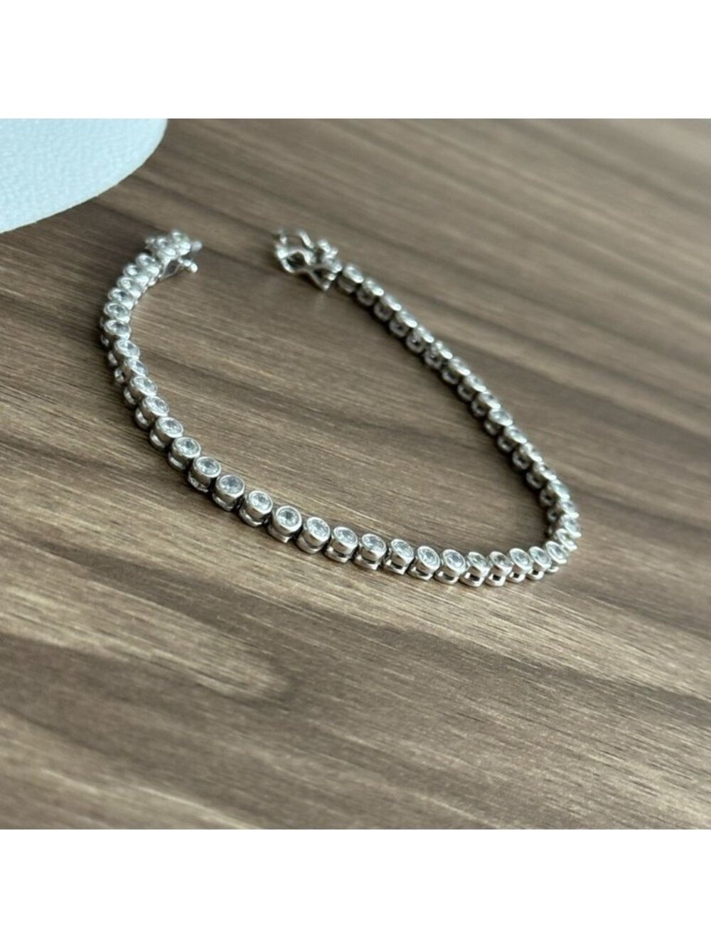 Tennis Bracelet Q154 - Picture 4 of 4